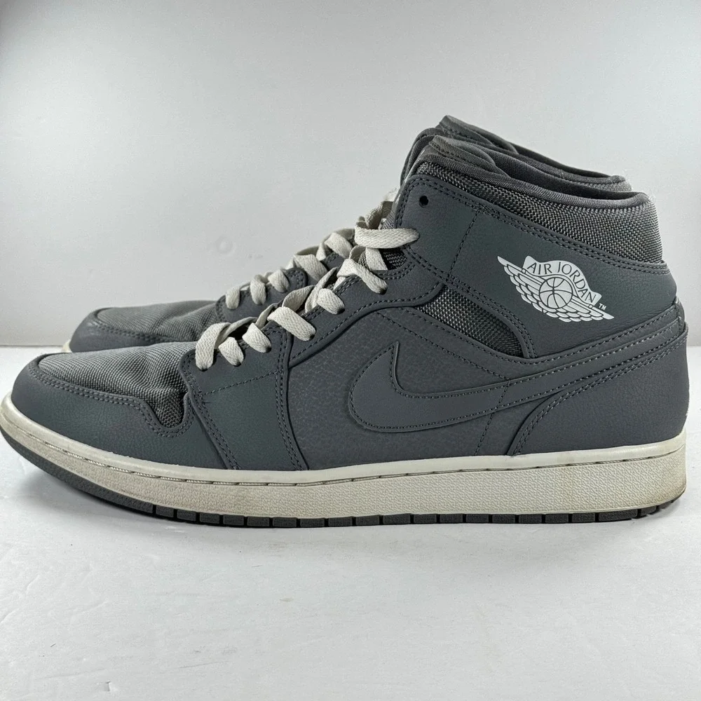 Nike Air‎ Jordan 1 Mid Cool Grey White 554724-022 Mens Size 12 Basketball Shoes